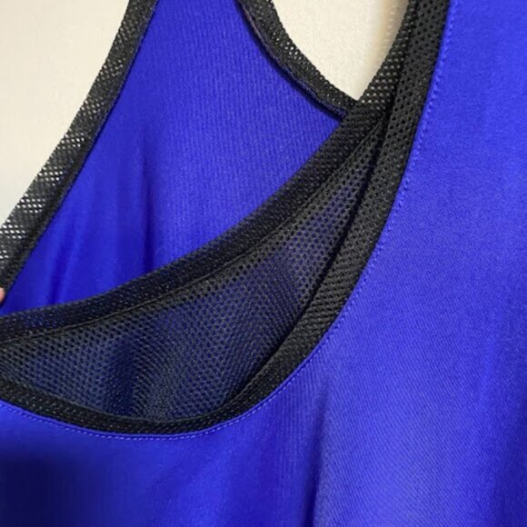Fabletics Blue Racerback Women's Tank Top Size XS - Picture 9 of 10